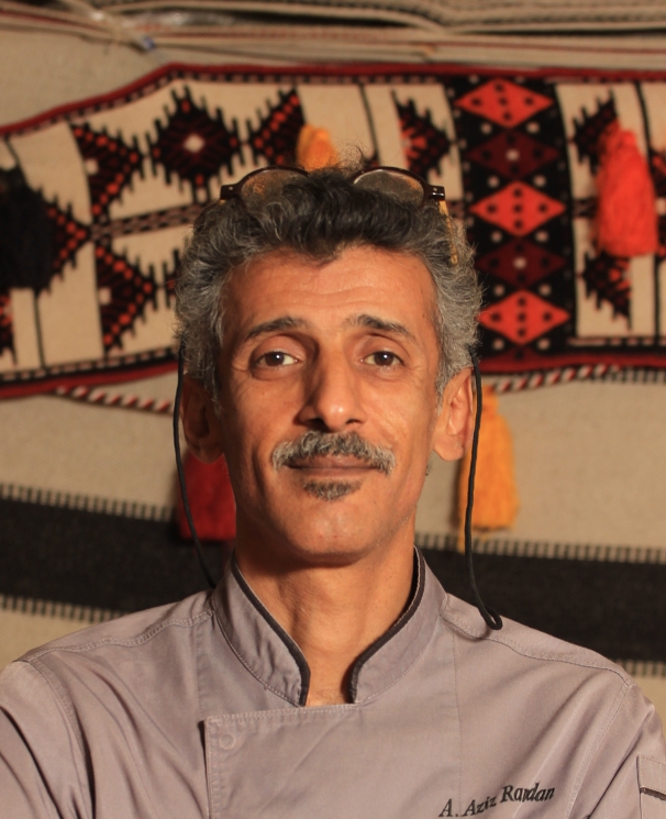 صورة الحرفي عبد العزيز رمضان عبد الله